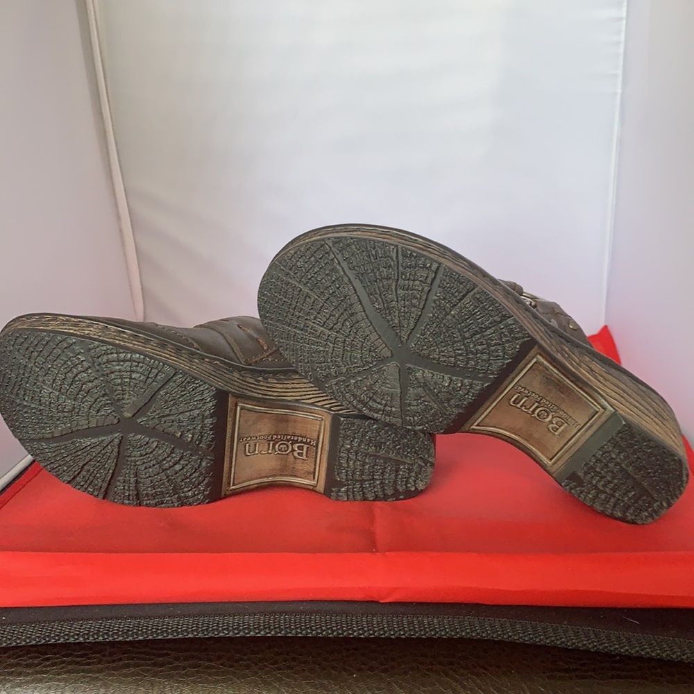 Born buckled clogs - Picture 2 of 4